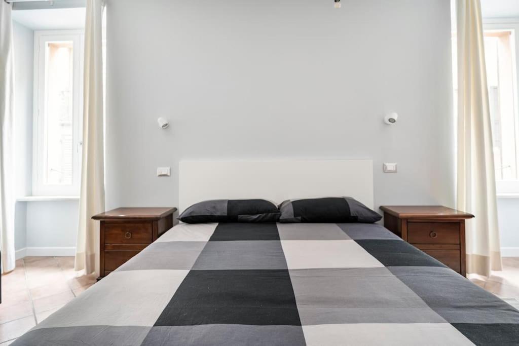 L'Atelier Del Centro: Tra Design, Storia E Fascino Lejlighed Brescia Eksteriør billede